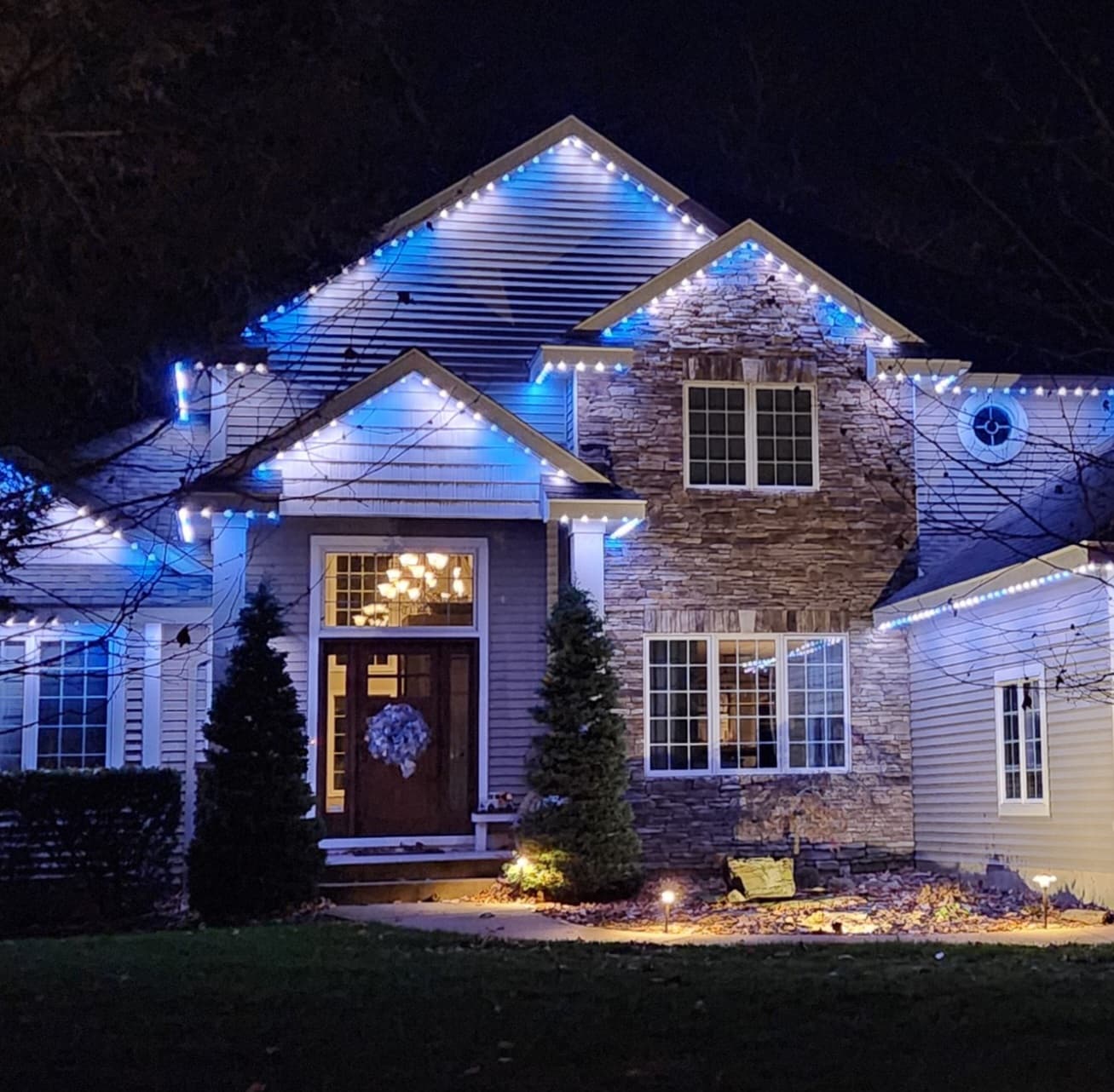 Holiday lighting on Michigan home